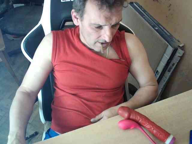 HugeFanny