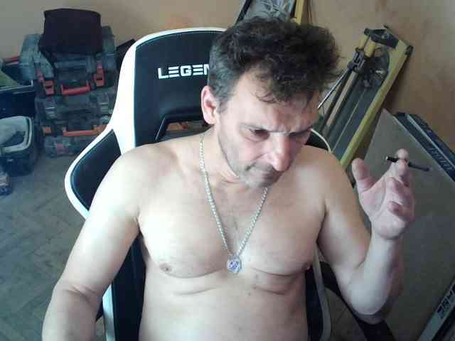 HugeFanny