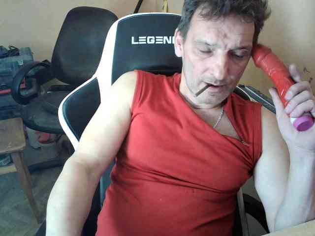 HugeFanny