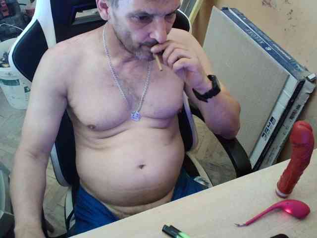 HugeFanny