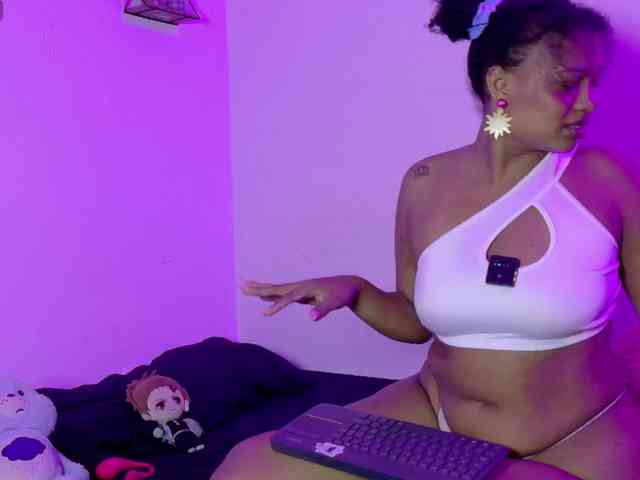 KetraWestt webcam