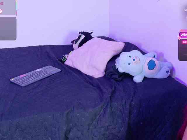KetraWestt webcam
