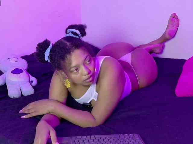 KetraWestt webcam