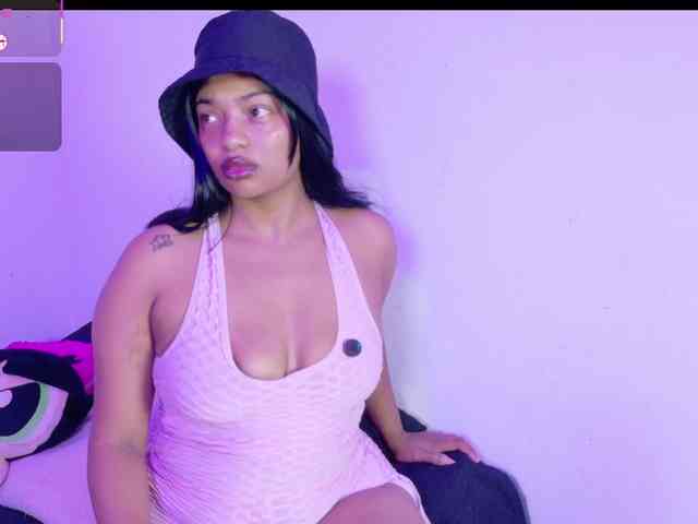 KetraWestt webcam