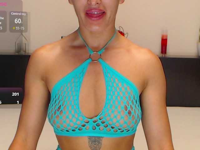 LexaBrunette
