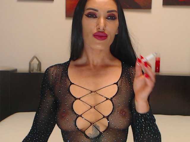 LexaBrunette