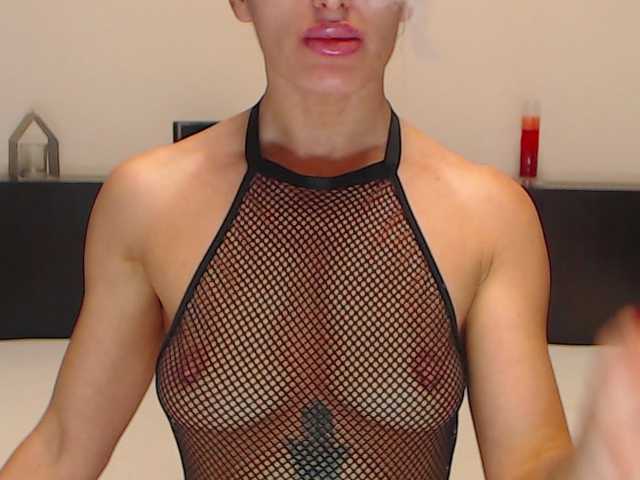 lucky407103 live cam on BongaCams