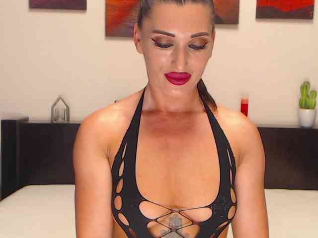 LexaBrunette