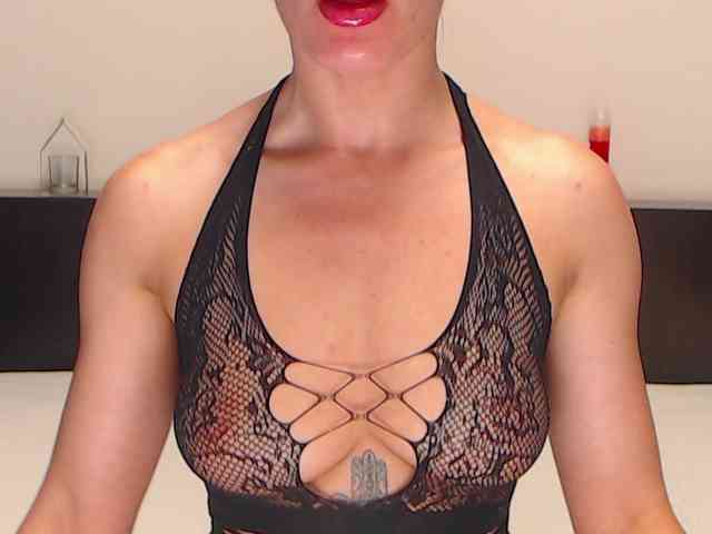 LexaBrunette webcam