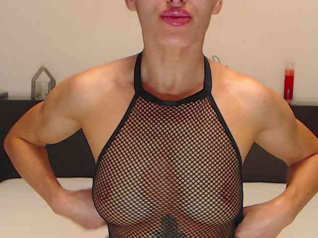 LexaBrunette