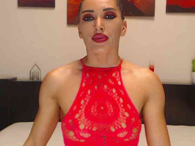 LexaBrunette