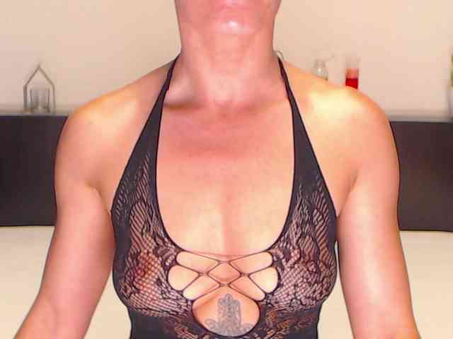 LexaBrunette webcam