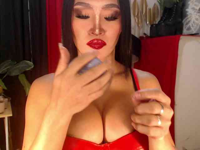 QueenMajesty Sex Cam Show