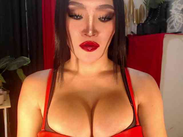 QueenMajesty Sex Cam Show
