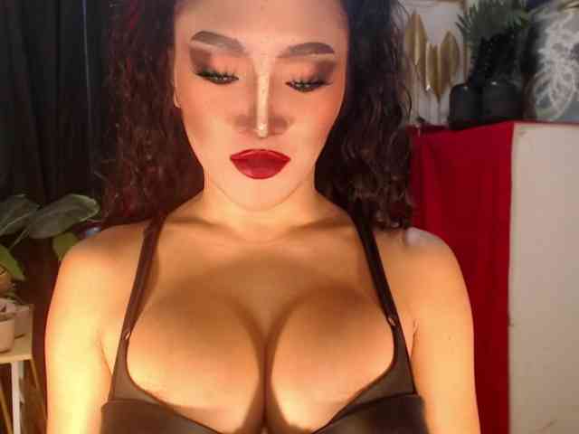 QueenMajesty Sex Cam Show