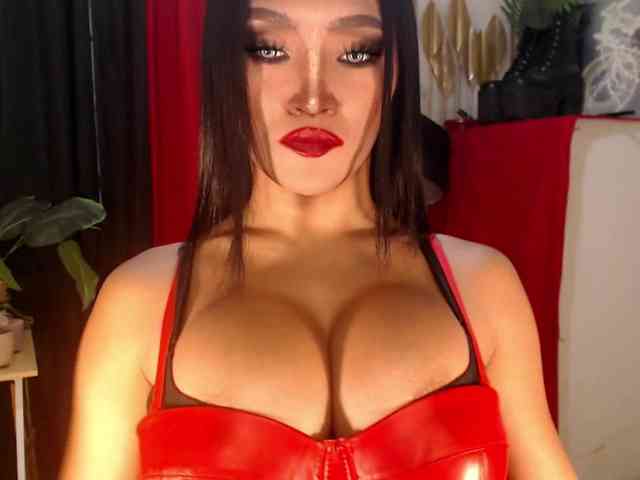 QueenMajesty Sex Cam Show