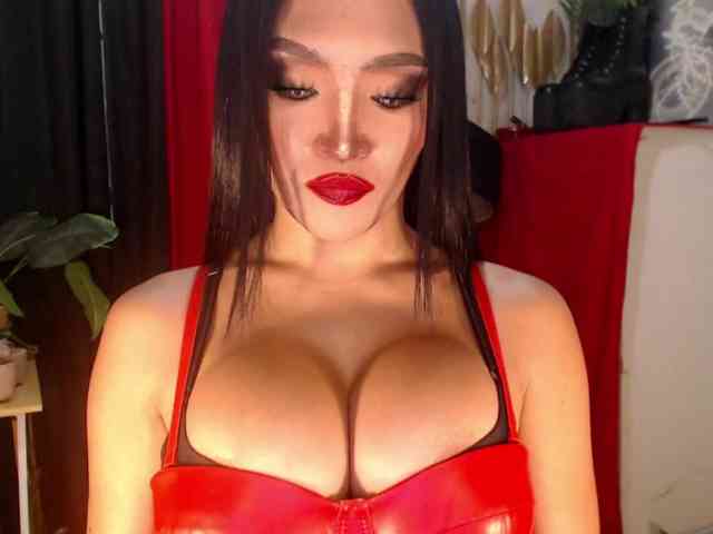 QueenMajesty Sex Cam Show