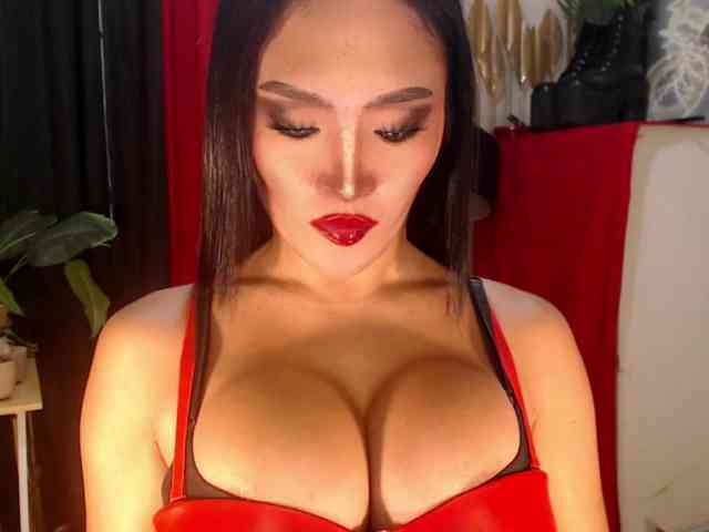 QueenMajesty Sex Cam Show
