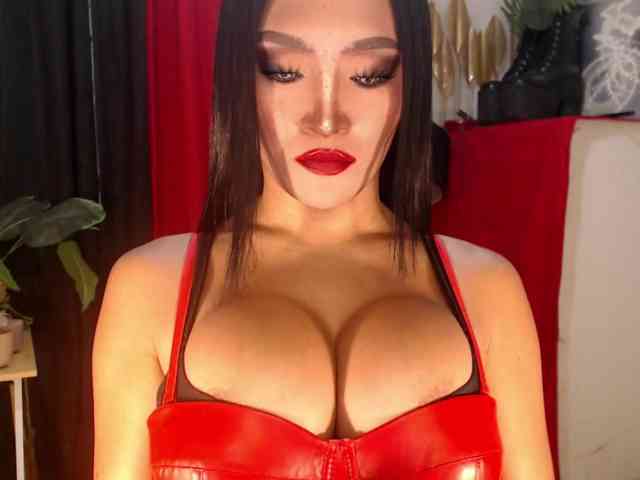 QueenMajesty Sex Cam Show
