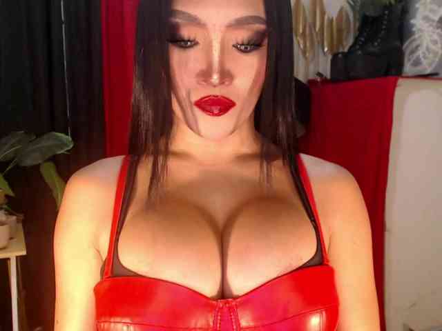 QueenMajesty Sex Cam Show
