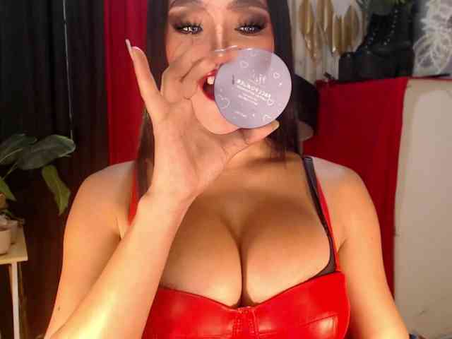QueenMajesty Sex Cam Show