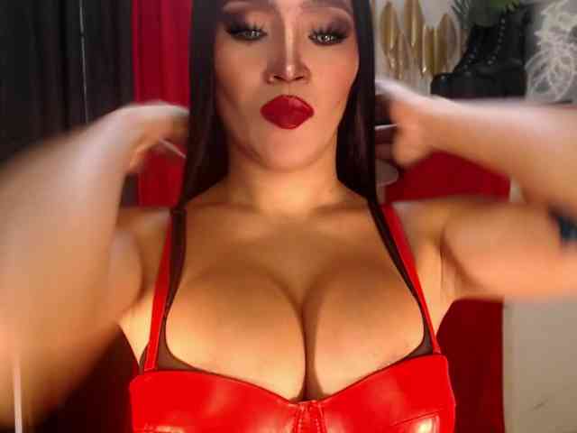 QueenMajesty Sex Cam Show