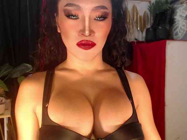 QueenMajesty Sex Cam Show