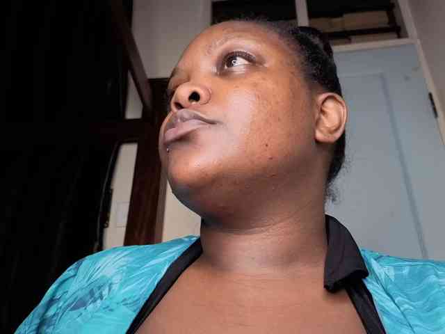 bigzonroe24 webcam