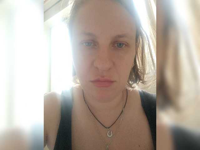 hanna181 live cam on BongaCams