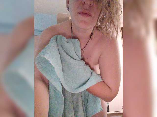 hanna181 live webcam show