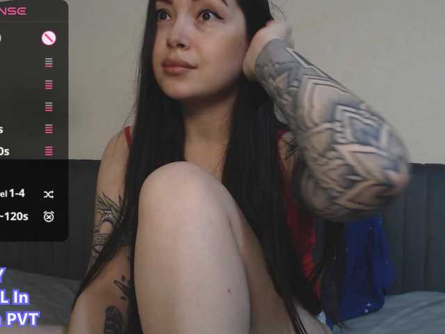 LikaLika1 live cam on BongaCams
