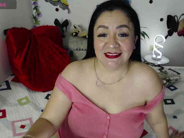 Lady-mature webcam