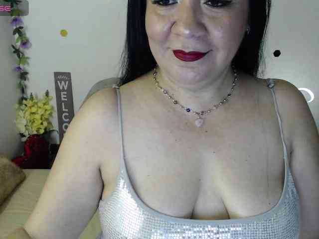 Lady-mature webcam