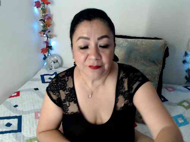Lady-mature webcam