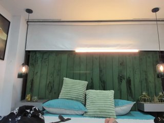 girl-amada Porn Show