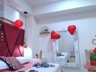 girl-amada Porn Show