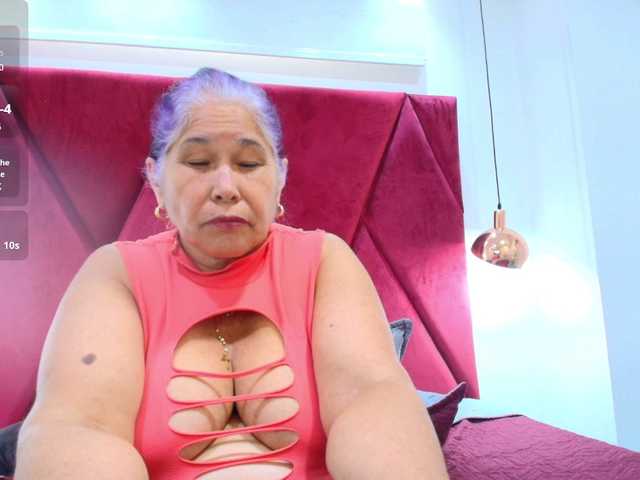 girl-amada live cam on BongaCams
