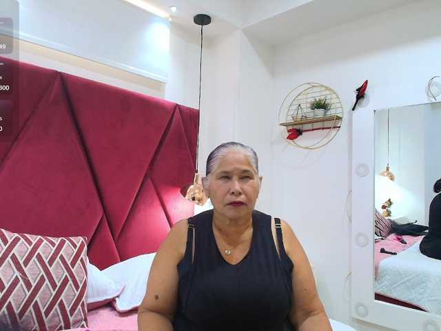 girl-amada live cam on BongaCams