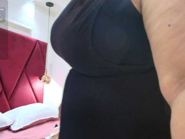 girl-amada live cam on BongaCams