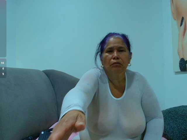 girl-amada live cam on BongaCams