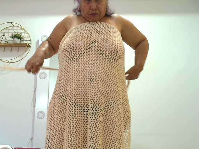 girl-amada live cam on BongaCams