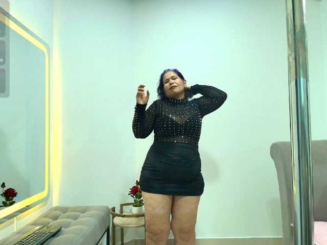 girl-amada live cam on BongaCams