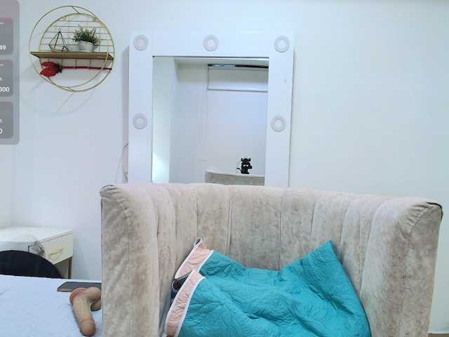 girl-amada live cam preview