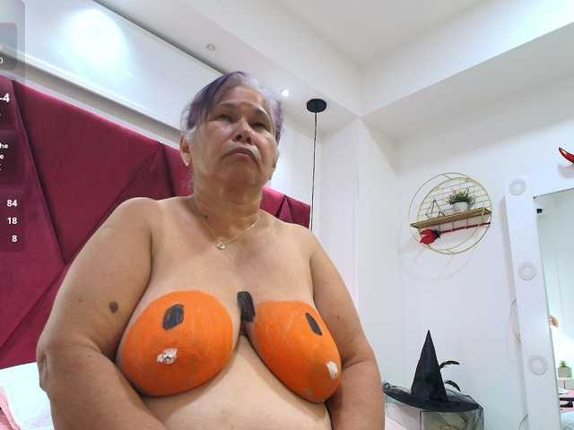girl-amada live cam on BongaCams