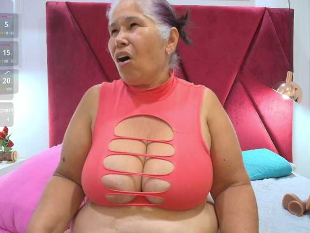 girl-amada live cam preview