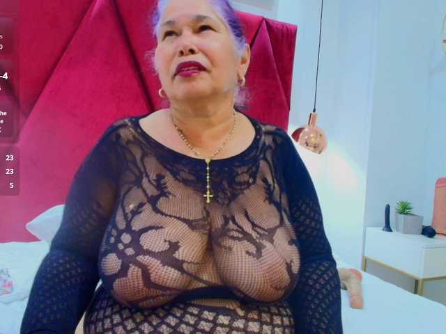 girl-amada live cam on BongaCams
