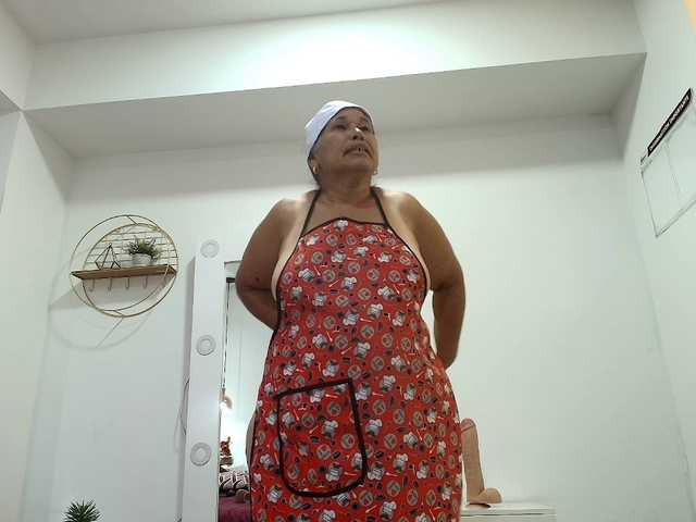 girl-amada live cam on BongaCams