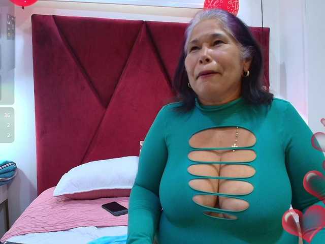 girl-amada live cam on BongaCams