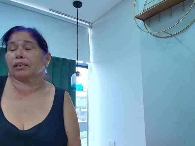 girl-amada webcam