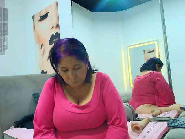 girl-amada webcam